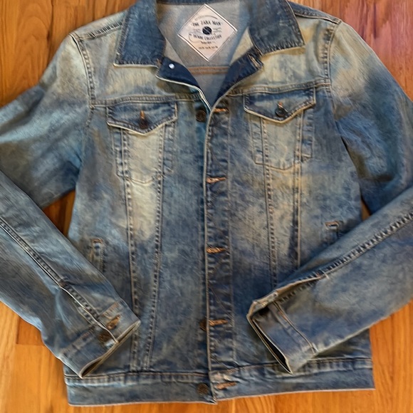 Zara Denim Collection - Picture 2 of 4